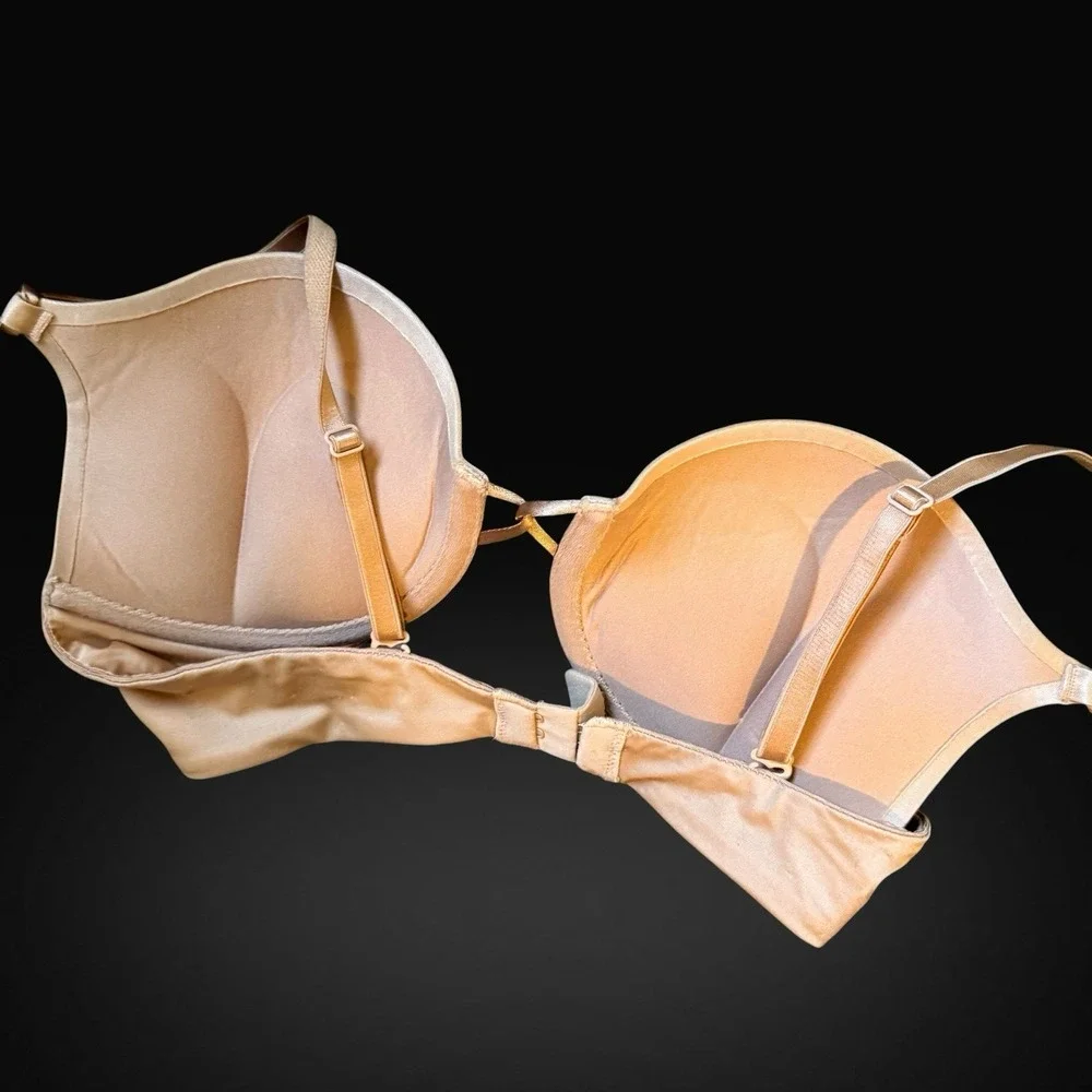 Victorias Secret Bombshell Plunge Bra Add 2 Cups Size 36B Nude Beige Super Sexy - Picture 2 of 4